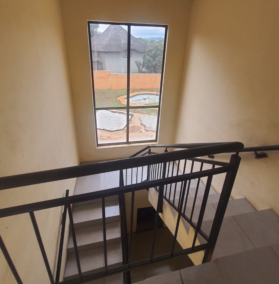 5 Bedroom Property for Sale in Melodie North West